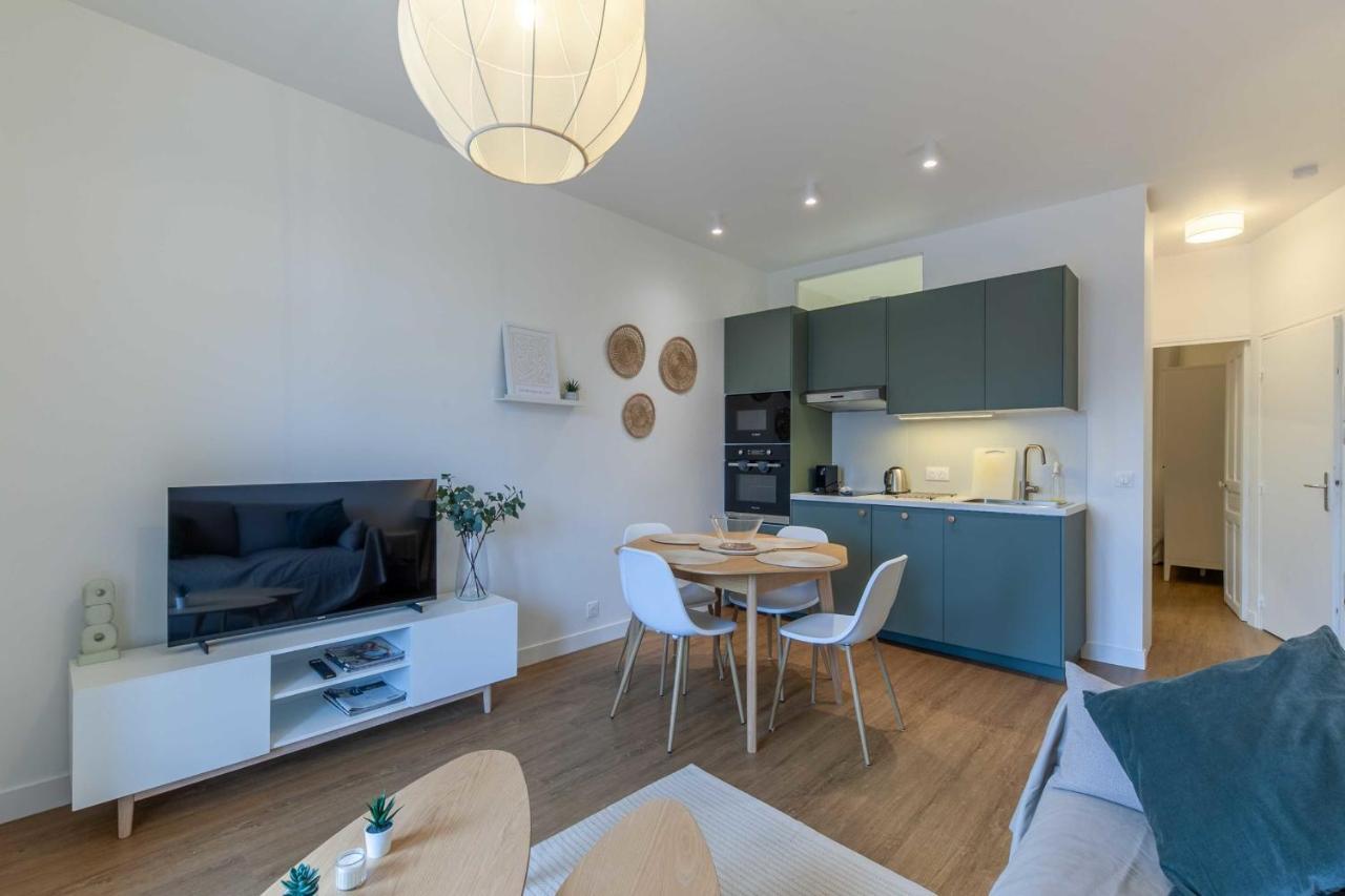 2-Bedroom Apartment With Balcony Near Hippodrome 多维尔 外观 照片